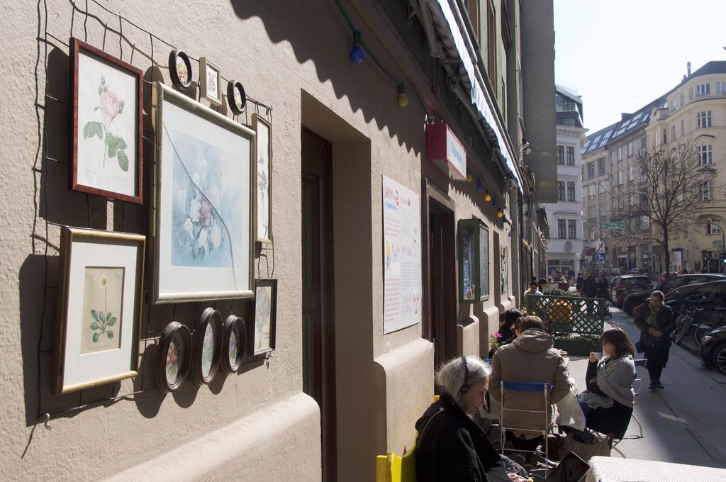 State Opera Alley Lodge Wien Exterior foto
