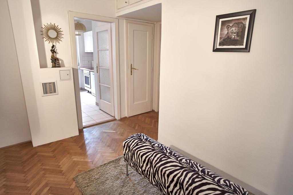 State Opera Alley Lodge Wien Exterior foto
